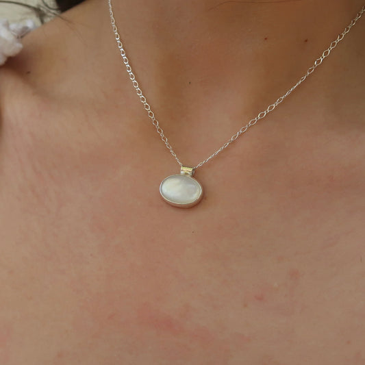 mother of pearl pendant