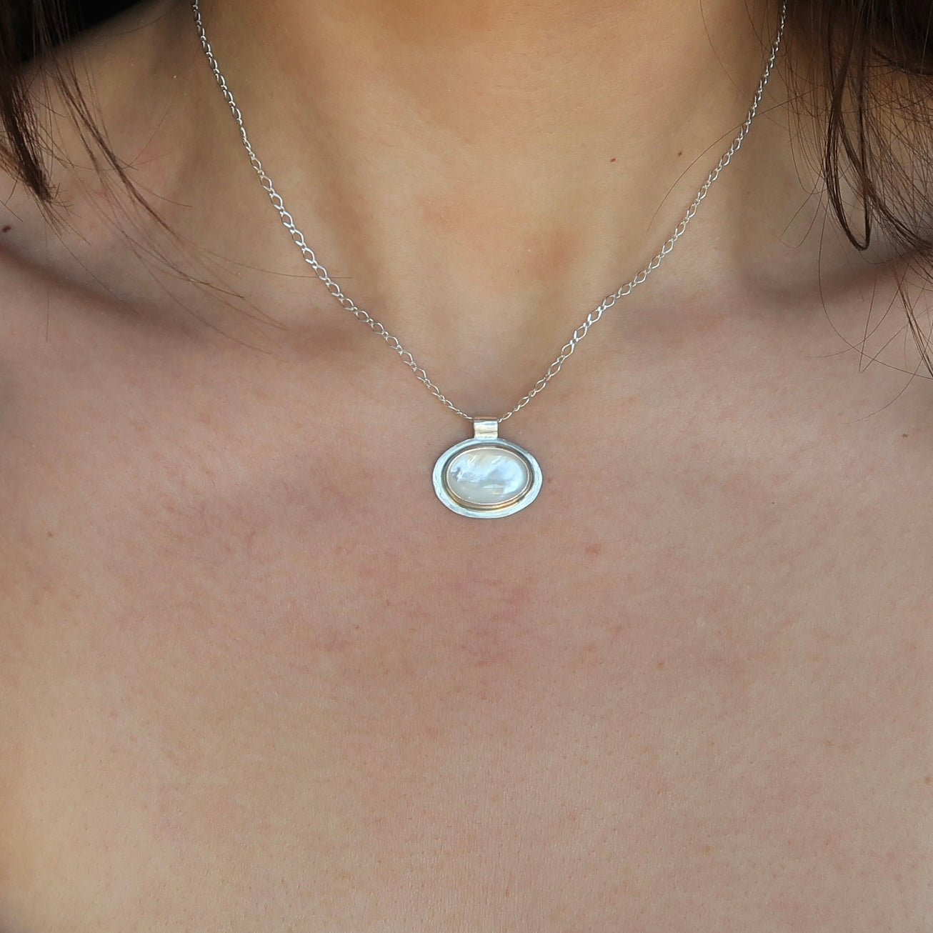mother of pearl halo pendant