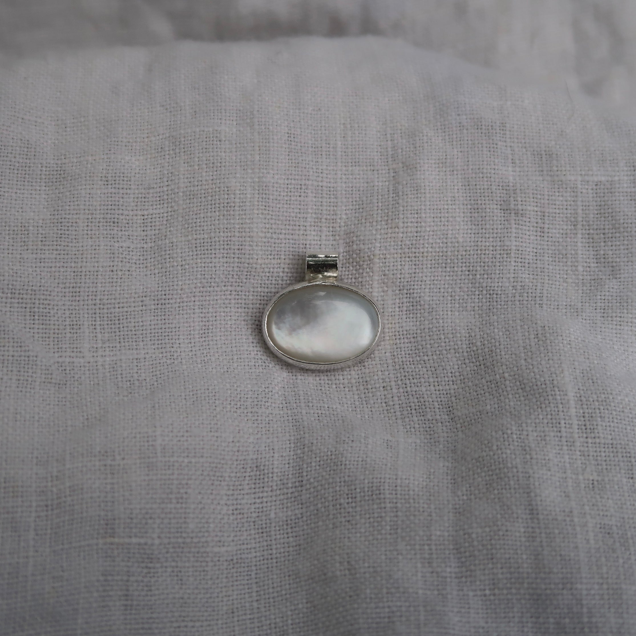mother of pearl pendant