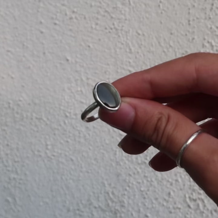 black pearl ring